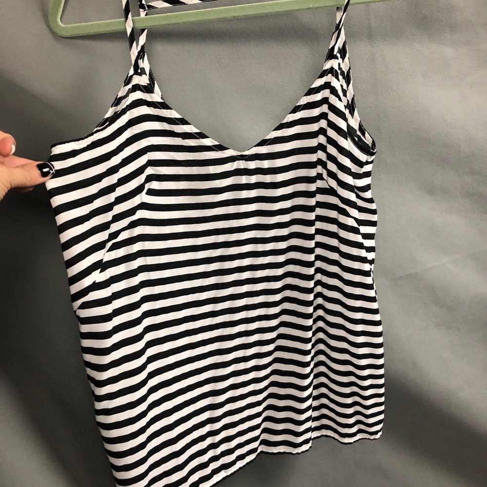Tank top - Picture 2 of 4